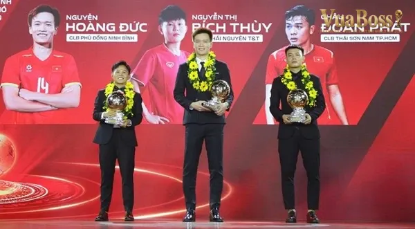 Người chơi chuyển mục tiêu dựa trên góc bắn quan sát