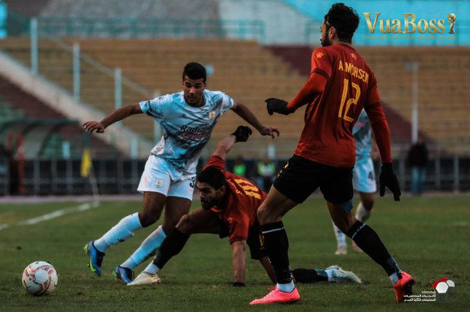 Biểu đồ vùng sân và vị trí đứng gợi ý khi tấn công hoặc phòng thủ