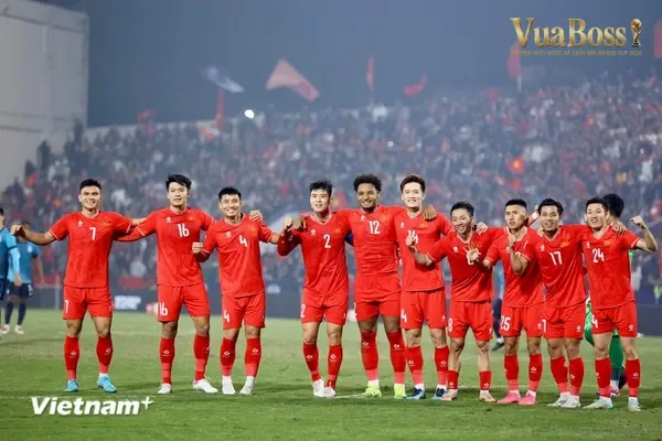 Biểu đồ chuyền ngang và chuyền dọc của hàng tiền vệ